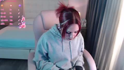 Snapshot of jessie_williams_01 chatting on December 19, 11:57 pm Your Sweet Angel online show from December 19, 11:57 pm