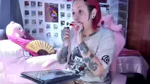 Snapshot of jessie_williams_01 chatting on September 16, 8:28 pm Your Sweet Angel online show from September 16, 8:28 pm