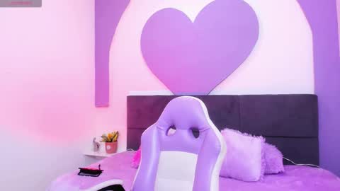 yesica online show from March 13, 3:13 pm