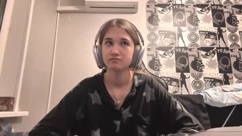 Helgi online show from November 23, 2:52 pm