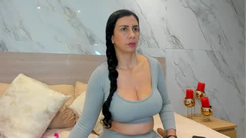 jhasly online show from June 8, 12:06 pm