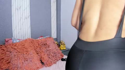 jhasly online show from September 18, 12:04 pm