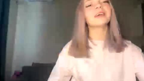 Steff online show from October 30, 7:44 am