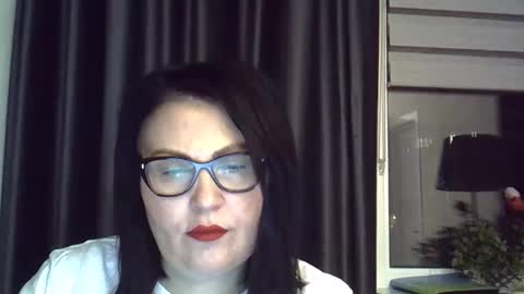 jina_ami online show from December 1, 1:47 pm