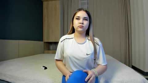 Jinny online show from March 22, 8:15 pm