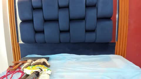 jisooluv online show from January 31, 7:45 pm