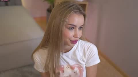 Jenny online show from June 24, 9:08 am