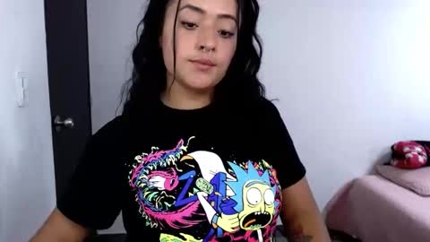 Snapshot of jjulietha95 chatting on February 26, 11:26 pm Julieta online show from February 26, 11:26 pm