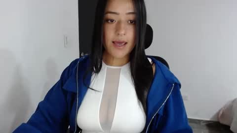Snapshot of jjulietha95 chatting on January 28, 1:08 am Julieta online show from January 28, 1:08 am
