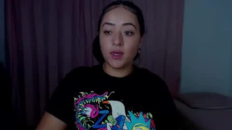 Snapshot of jjulietha95 chatting on February 21, 5:56 am Julieta online show from February 21, 5:56 am