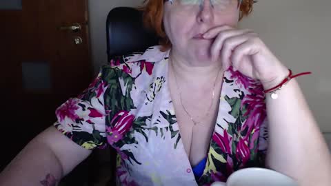 Joanna and Greg online show from March 3, 10:10 am