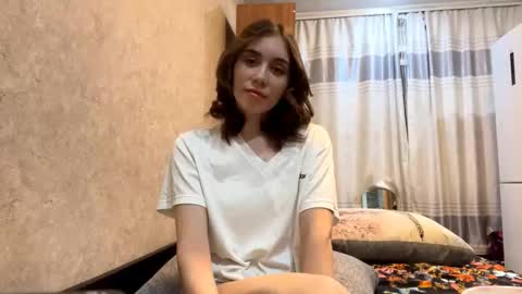 Melisa online show from March 4, 1:50 pm