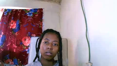 Snapshot of joliekah27 chatting on January 23, 5:02 am joliekah27 online show from January 23, 5:02 am