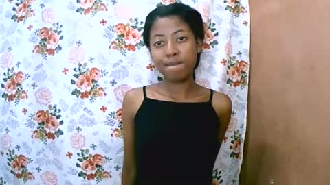 Snapshot of joliekah27 chatting on March 10, 7:40 pm joliekah27 online show from March 10, 7:40 pm