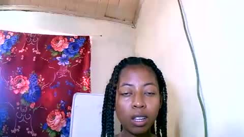 Snapshot of joliekah27 chatting on January 21, 6:54 am joliekah27 online show from January 21, 6:54 am