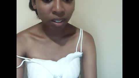 joliekah27 online show from April 11, 11:58 am