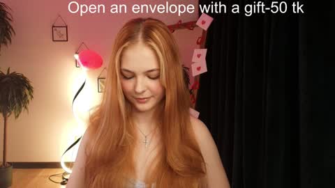 Polly  online show from February 7, 8:55 am