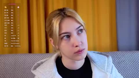 Viola online show from March 3, 1:39 pm