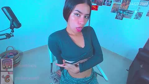 Josita rousell INSTAGRAM  majoestupy  online show from March 3, 1:00 am