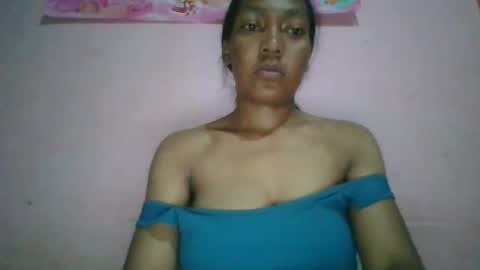 josy918592 online show from April 5, 8:41 pm