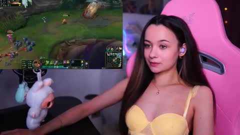 Angelina online show from March 25, 2:31 pm