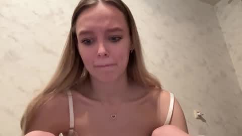 alexa online show from February 22, 3:10 pm