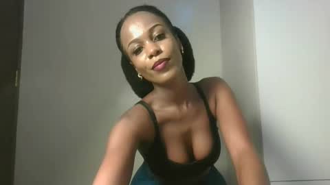 Juicey lovely online show from March 17, 4:05 am