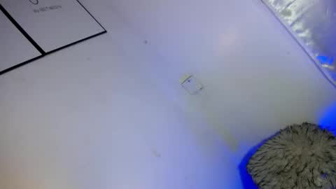 Den  online show from March 10, 3:21 am