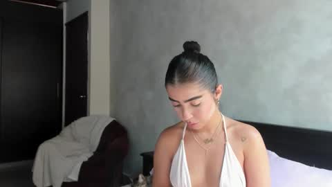 Andry but call me yulieth online show from November 6, 4:13 pm