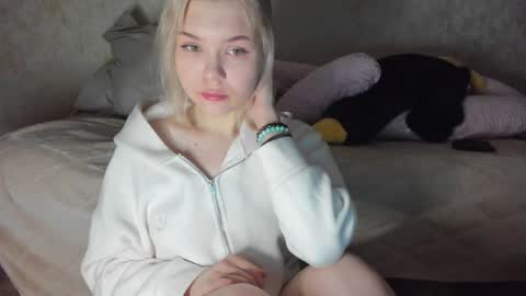 Anna online show from January 13, 12:56 pm