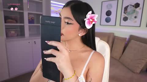 Jules Bennett online show from December 22, 11:35 am