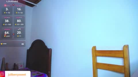 Snapshot of juli05star chatting on September 25, 12:43 am Juliana online show from September 25, 12:43 am