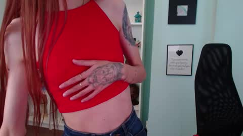 JuliaJae online show from October 22, 6:51 am