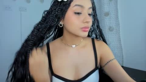 Snapshot of julia_strauns chatting on December 28, 6:49 am julia_strauns online show from December 28, 6:49 am