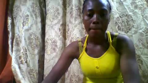 juliaaldy online show from May 30, 4:32 am