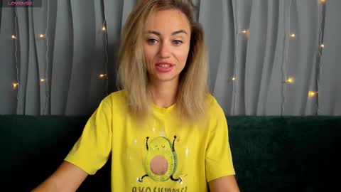 Snapshot of juliastar41 chatting on September 13, 3:36 am Yulya online show from September 13, 3:36 am