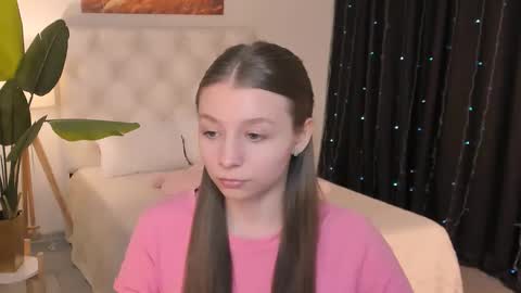 juliedaniel online show from March 24, 8:52 am