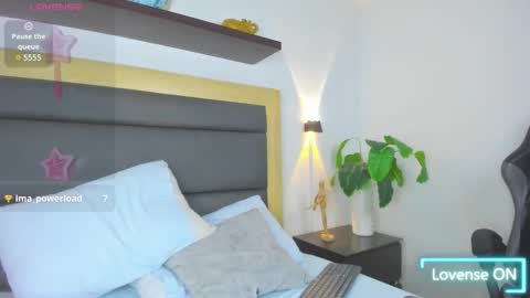 Julieta  online show from February 6, 8:34 pm