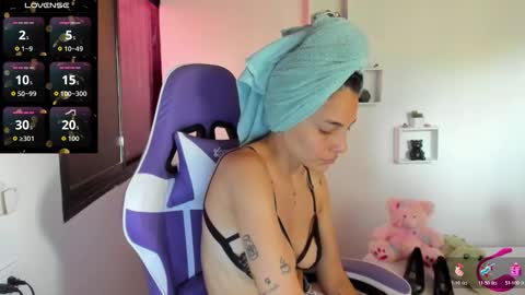 juliette online show from February 11, 5:25 pm