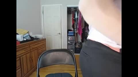 Juli Monroe online show from December 2, 8:33 pm