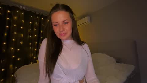 julsscom online show from December 14, 4:35 pm