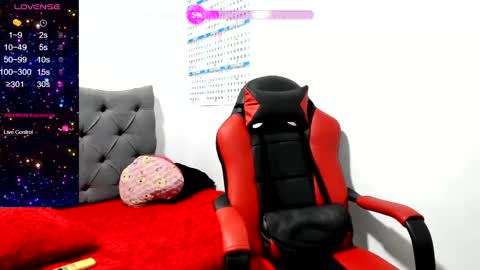 Julya Smith online show from December 10, 4:27 pm