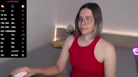 Julie online show from June 20, 3:59 pm