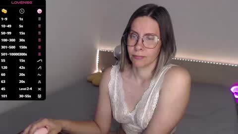 Julie online show from June 30, 3:44 pm