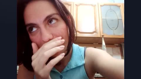 Snapshot of kacilangowski chatting on October 21, 5:17 pm Nika online show from October 21, 5:17 pm