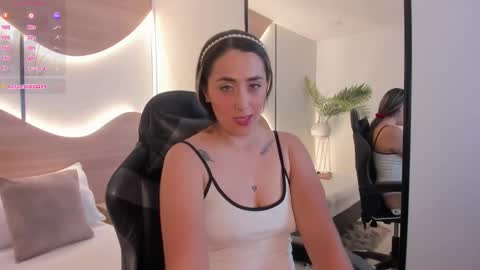 K A E L A  online show from January 6, 7:17 pm