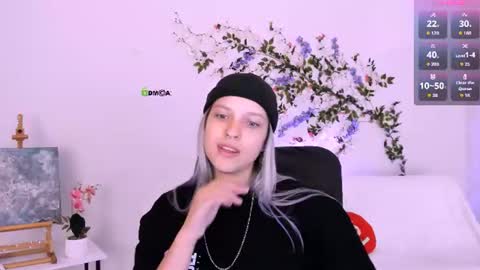 kaela_spell_ online show from August 3, 1:31 am