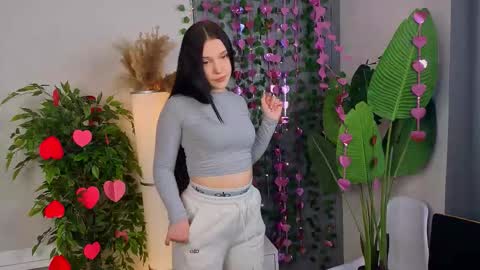 Bonnie online show from February 17, 6:24 am