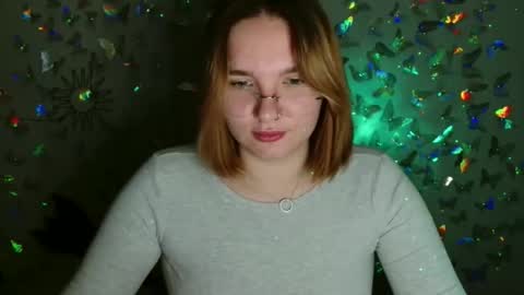 Snapshot of kaitlin_kk chatting on September 15, 11:07 am Kaitlin online show from September 15, 11:07 am