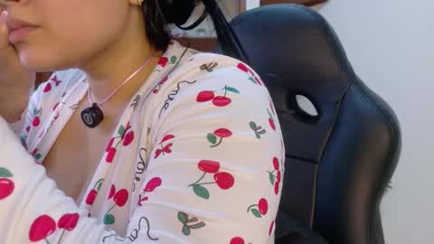 AndreaLactating online show from March 11, 2:49 am